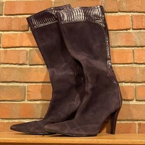 EUC sz 9.5M Lord & Taylor purple suede heeled boots